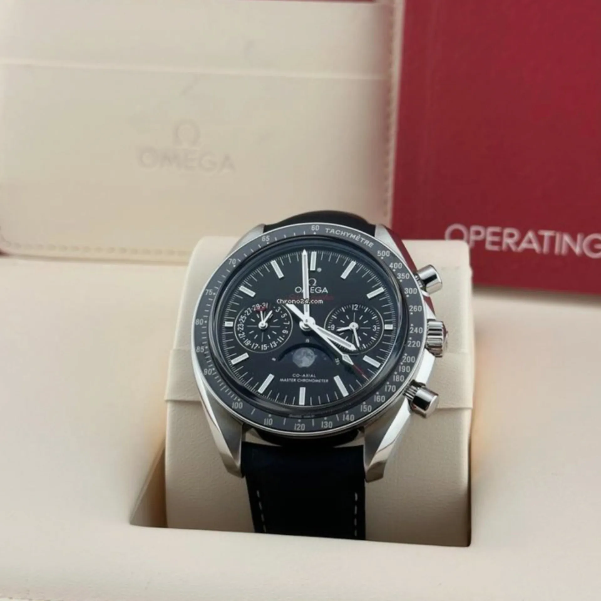 Omega Speedmaster Professional Moonwatch Moonphase 304.33.44.52.01.001 44.5mm Ceramic Black 2