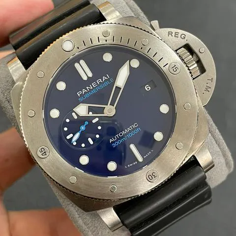 Panerai Submersible PAM 00692 47mm Titanium Blue