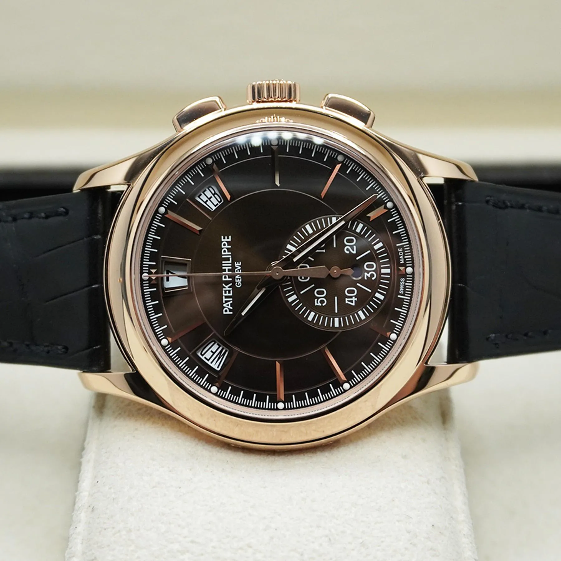 Patek Philippe Annual Calendar Chronograph 5905R-001 42mm Rose gold Brown