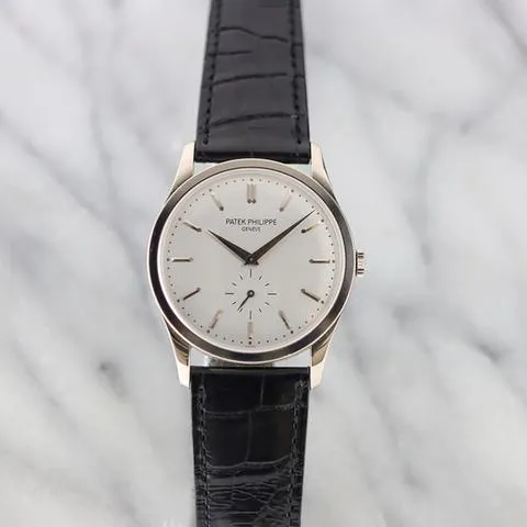 Patek Philippe Calatrava 5196G-001 37mm White gold Silver