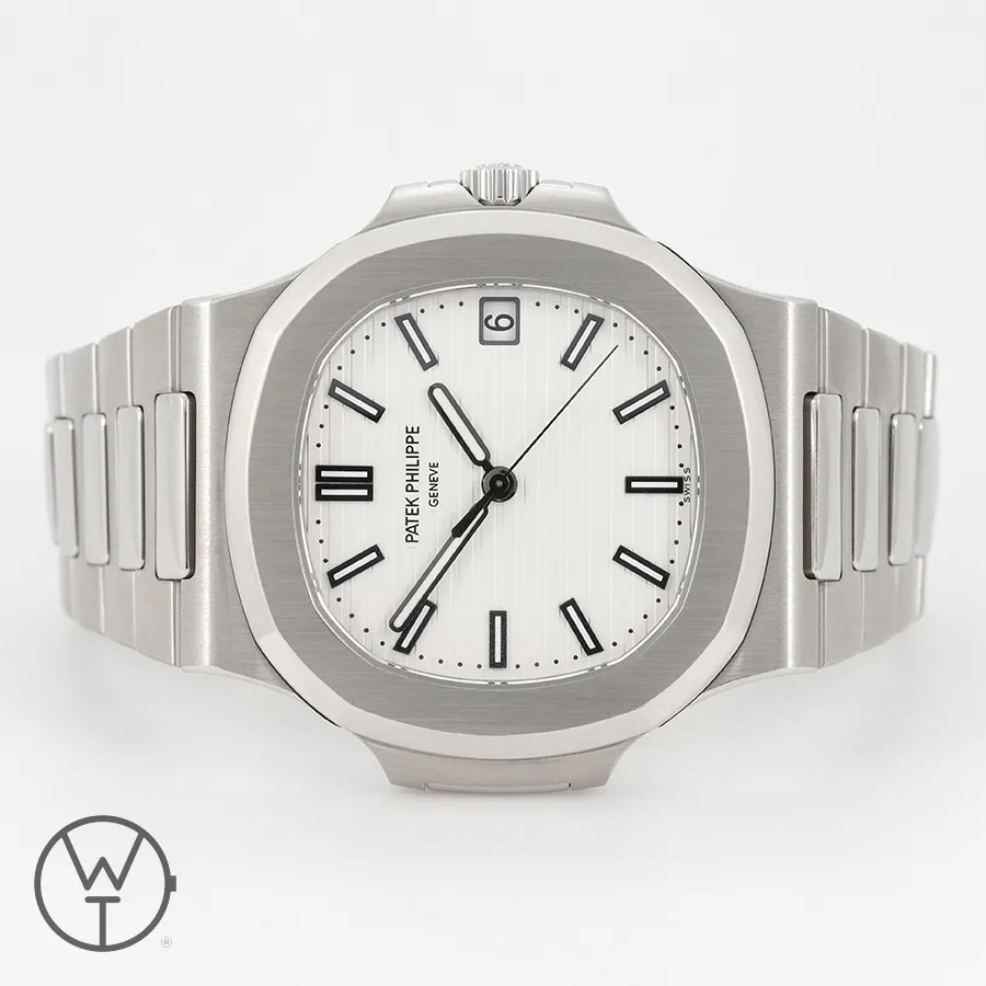 Patek Philippe Nautilus 5711 41mm Stainless steel White 9