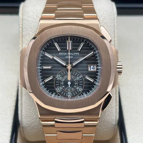 Patek Philippe Nautilus 5980/1R-001 40.5mm Rose gold Black