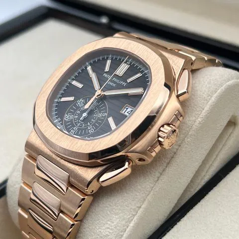 Patek Philippe Nautilus 5980/1R-001 40.5mm Rose gold Black 1