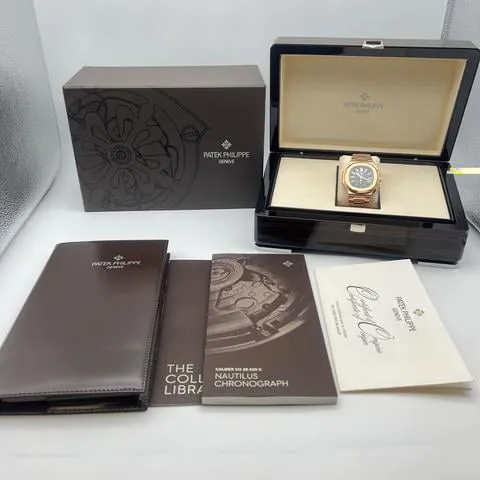 Patek Philippe Nautilus 5980/1R-001 40.5mm Rose gold Black 9