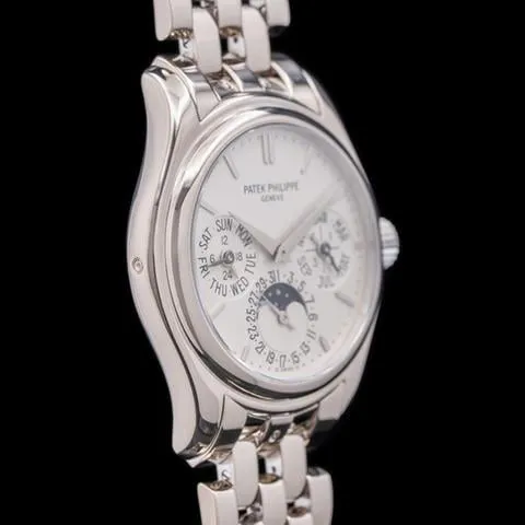 Patek Philippe Perpetual Calendar 5136/1G-001 37mm White gold White 1