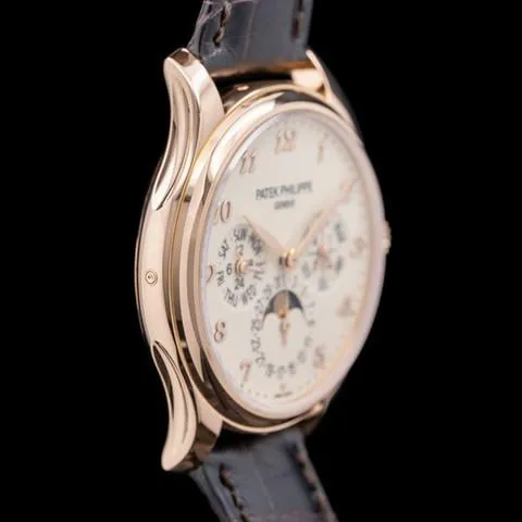 Patek Philippe Perpetual Calendar 5327R-001 39mm Rose gold Ivory 1