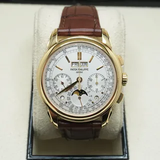 Patek Philippe Perpetual Calendar Chronograph 5270J-001 Yellow gold Silver