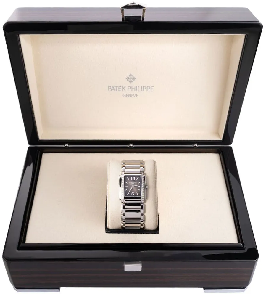 Patek Philippe Twenty~4 4910/1200A-010 25.1mm Stainless steel Gray 5