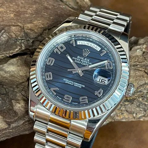 Rolex Day-Date II 218239 41mm White gold Blue