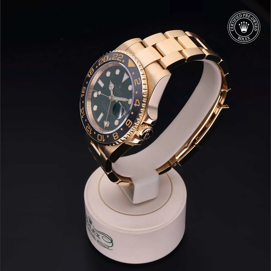 Rolex GMT-Master II 116718LN 40mm Yellow gold Green 1