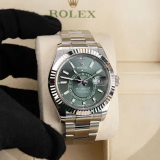 Rolex Sky-Dweller 336934-0001 White gold and Stainless steel Green