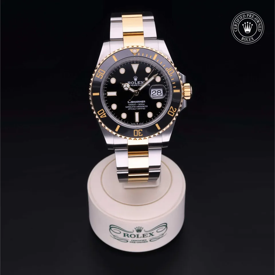 Rolex Submariner 126613LN 41mm Oystersteel Black 2