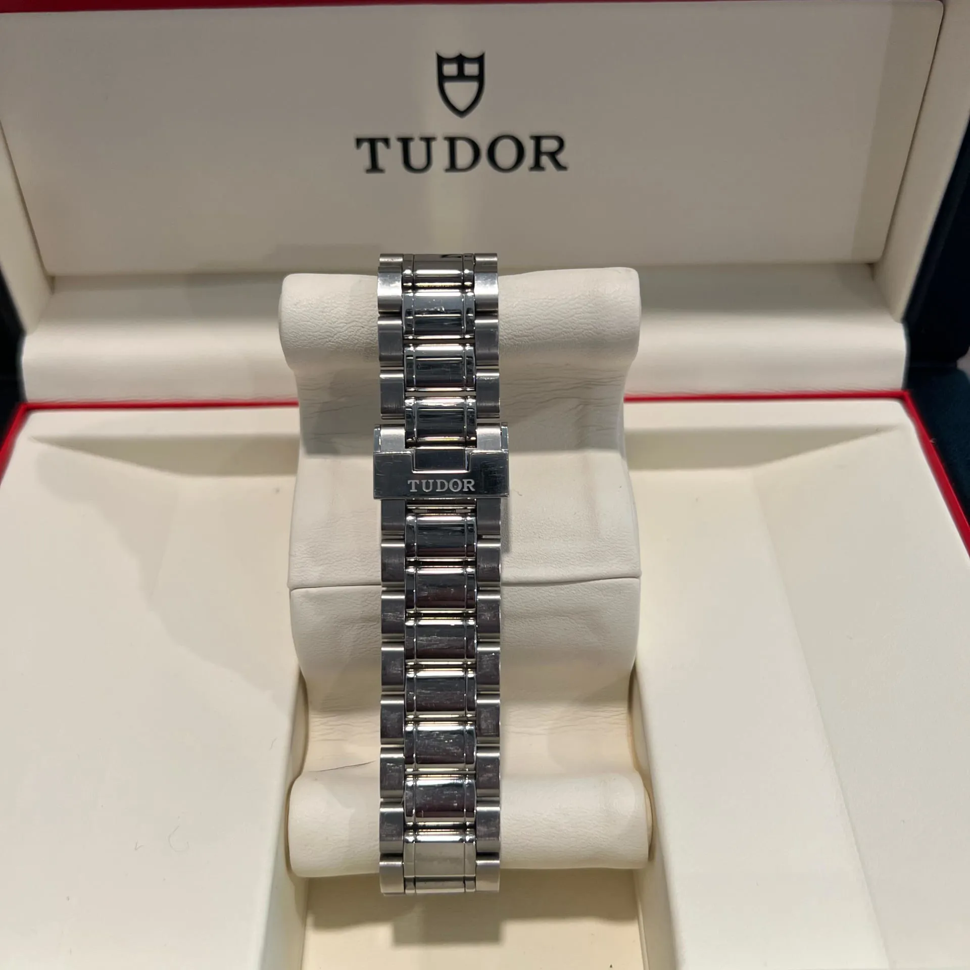 Tudor Style M12700-0002 41mm Stainless steel Black 3