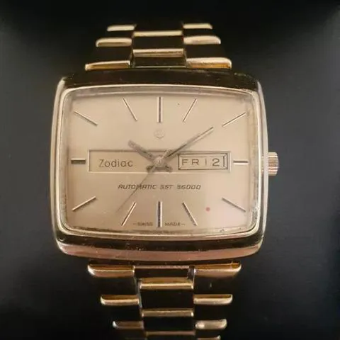 Zodiac 39mm Gold-plated Gold