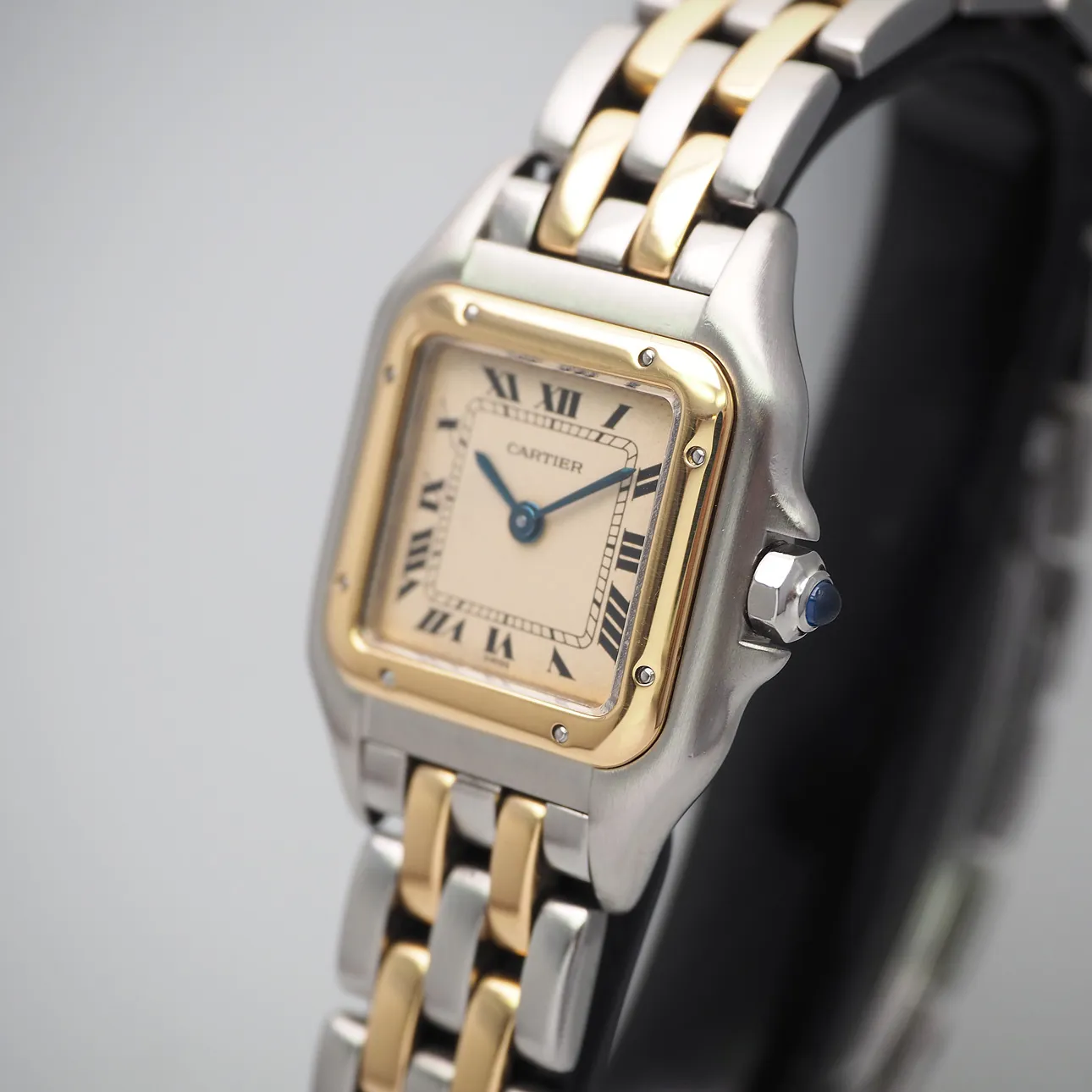 Cartier Panthère 166921, (66921) 22mm Yellow gold 1