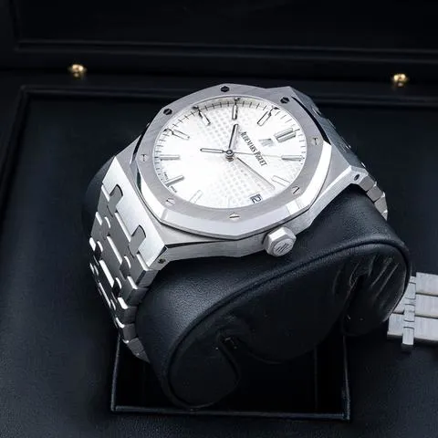 Audemars Piguet Royal Oak 15500ST.OO.1220ST.04 41mm Stainless steel Silver 14