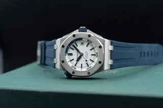 Audemars Piguet Royal Oak Offshore Diver 15710ST.OO.A010CA.01 Stainless steel White