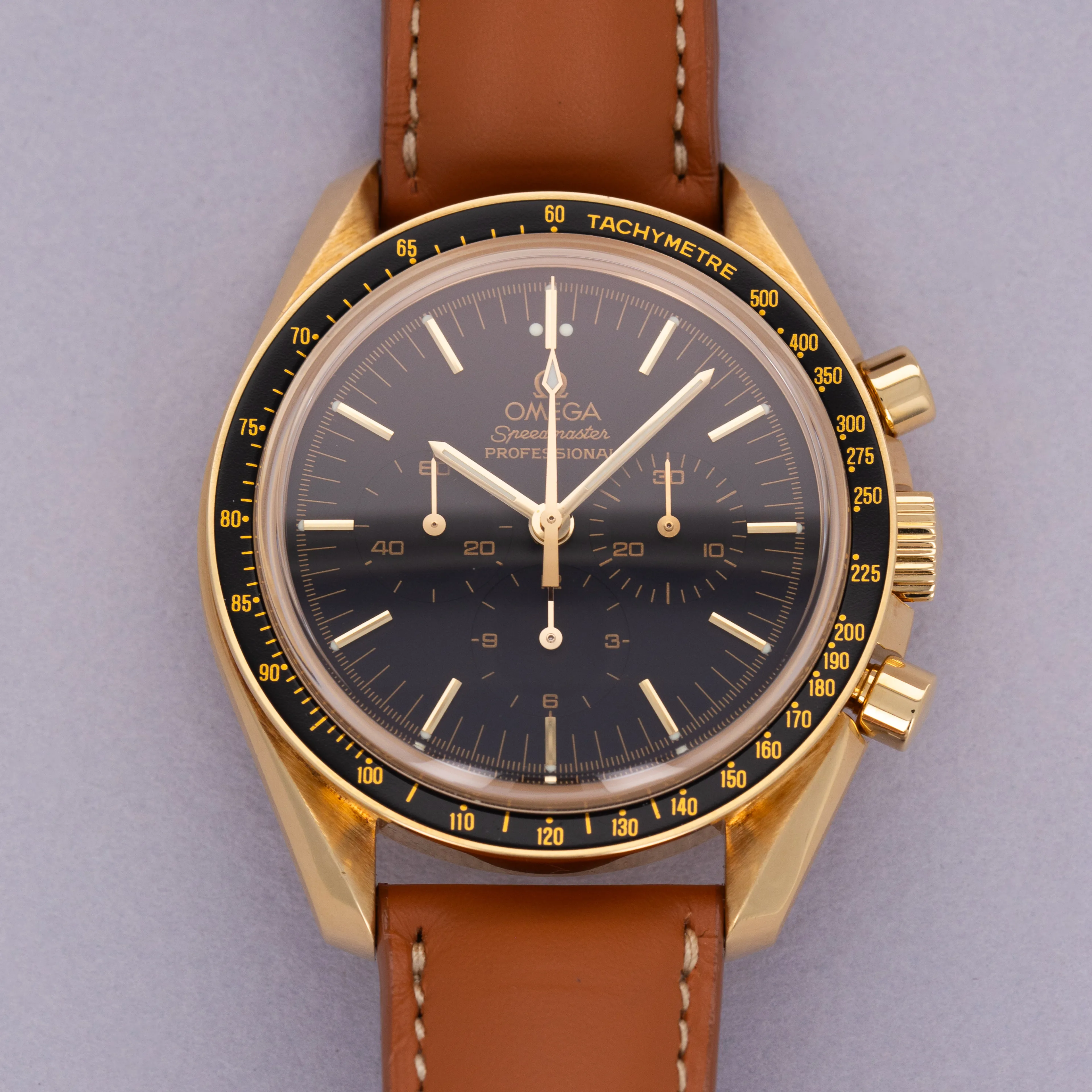 Omega Speedmaster 145.00.52 42mm Yellow gold Black