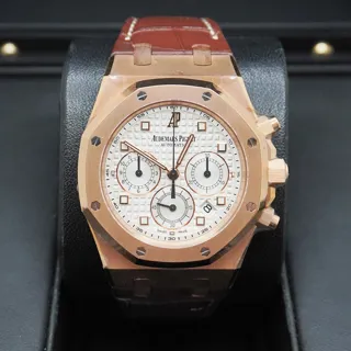 Audemars Piguet Royal Oak 26022OR.OO.D088CR.01 Rose gold White