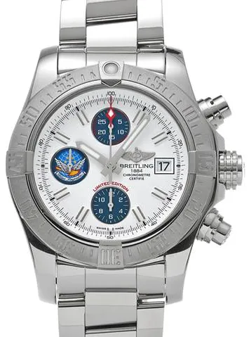 Breitling Avenger II A133811A/A811 43mm Stainless steel White