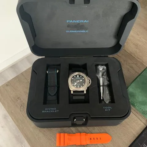 Panerai Submersible PAM 01305 47mm Titanium Black