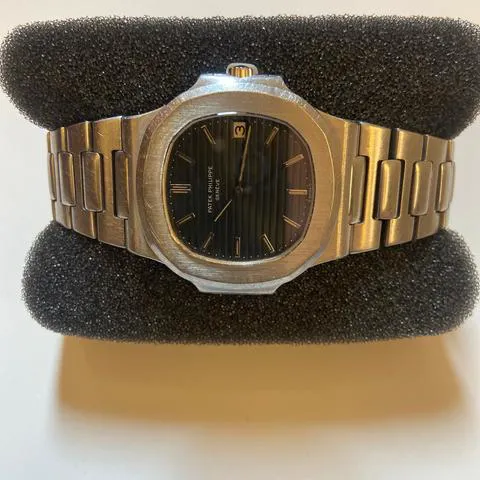 Patek Philippe Nautilus 3700/1 42mm Stainless steel Black 1