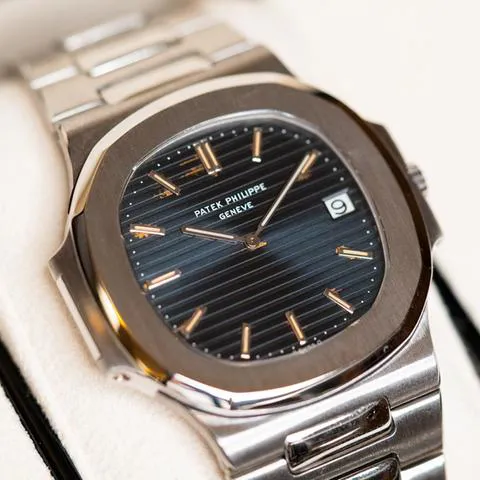 Patek Philippe Nautilus 3700 42mm Stainless steel Black 3