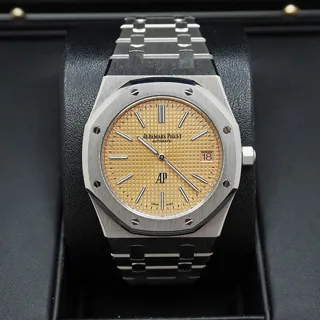 Audemars Piguet Royal Oak 15202BC.OO.1240BC.01 White gold Golden