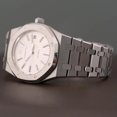 Audemars Piguet Royal Oak 15300ST.OO.1220ST.01 39mm Stainless steel Silver 2