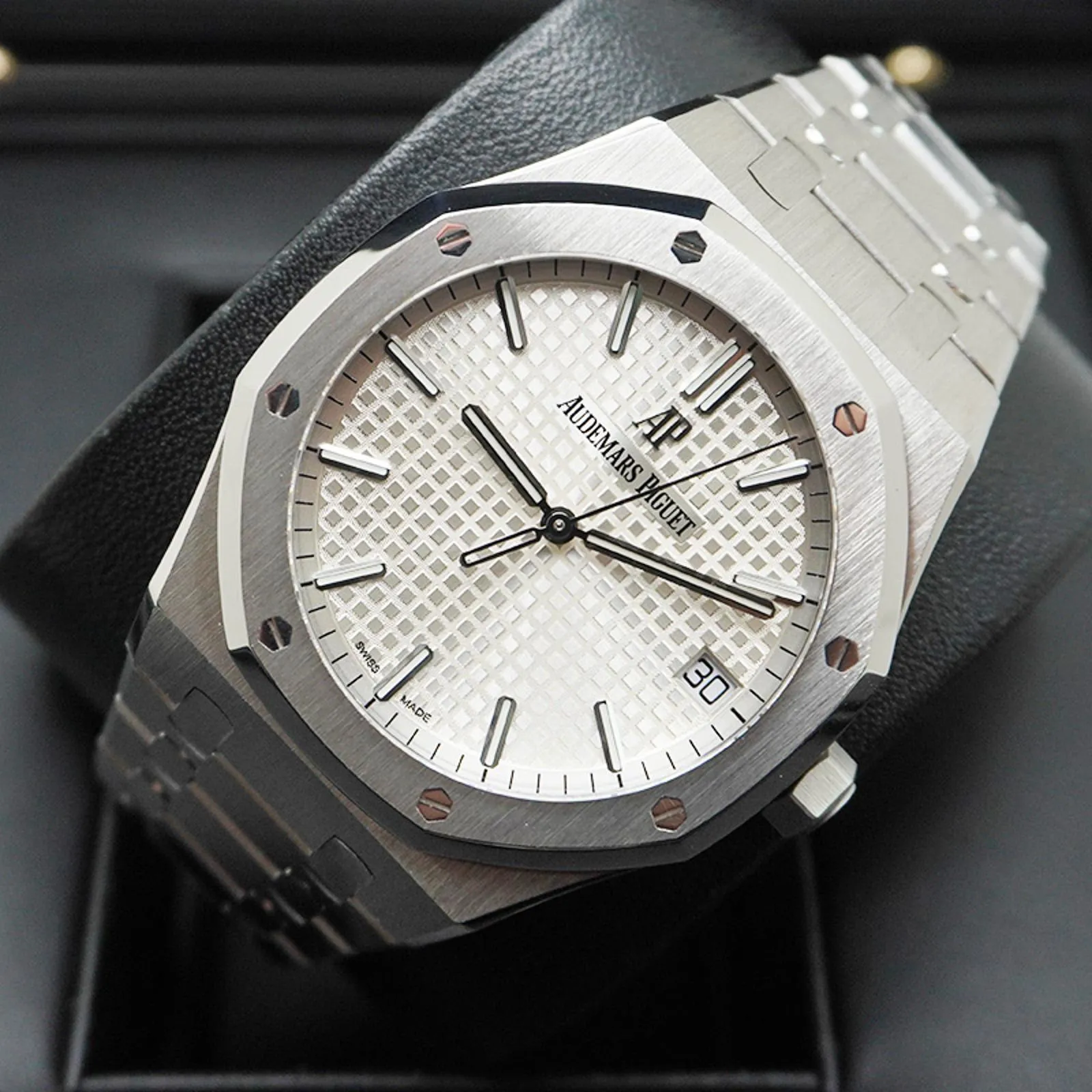 Audemars Piguet Royal Oak 15500ST.OO.1220ST.04 41mm Stainless steel Silver 1