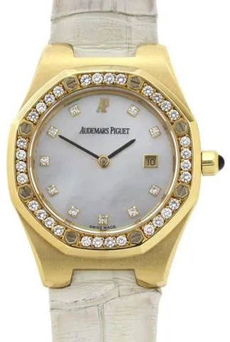 Audemars Piguet Royal Oak Lady 66798BA.ZZ.D009XX.02 29mm Yellow gold 2