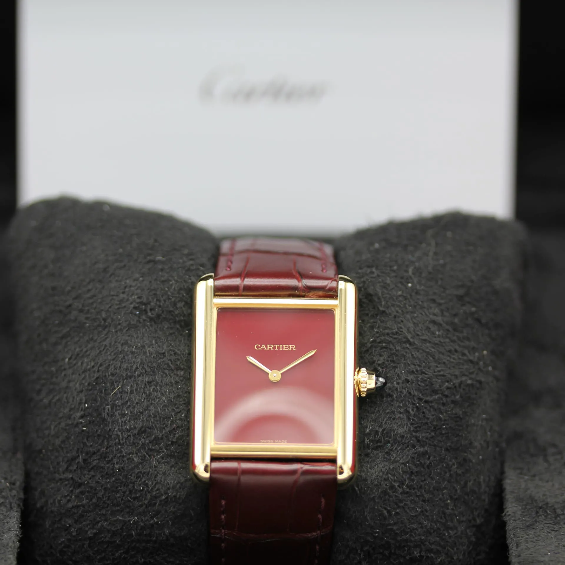 Cartier Tank Louis WGTA0190 33.5mm Yellow gold Red 6