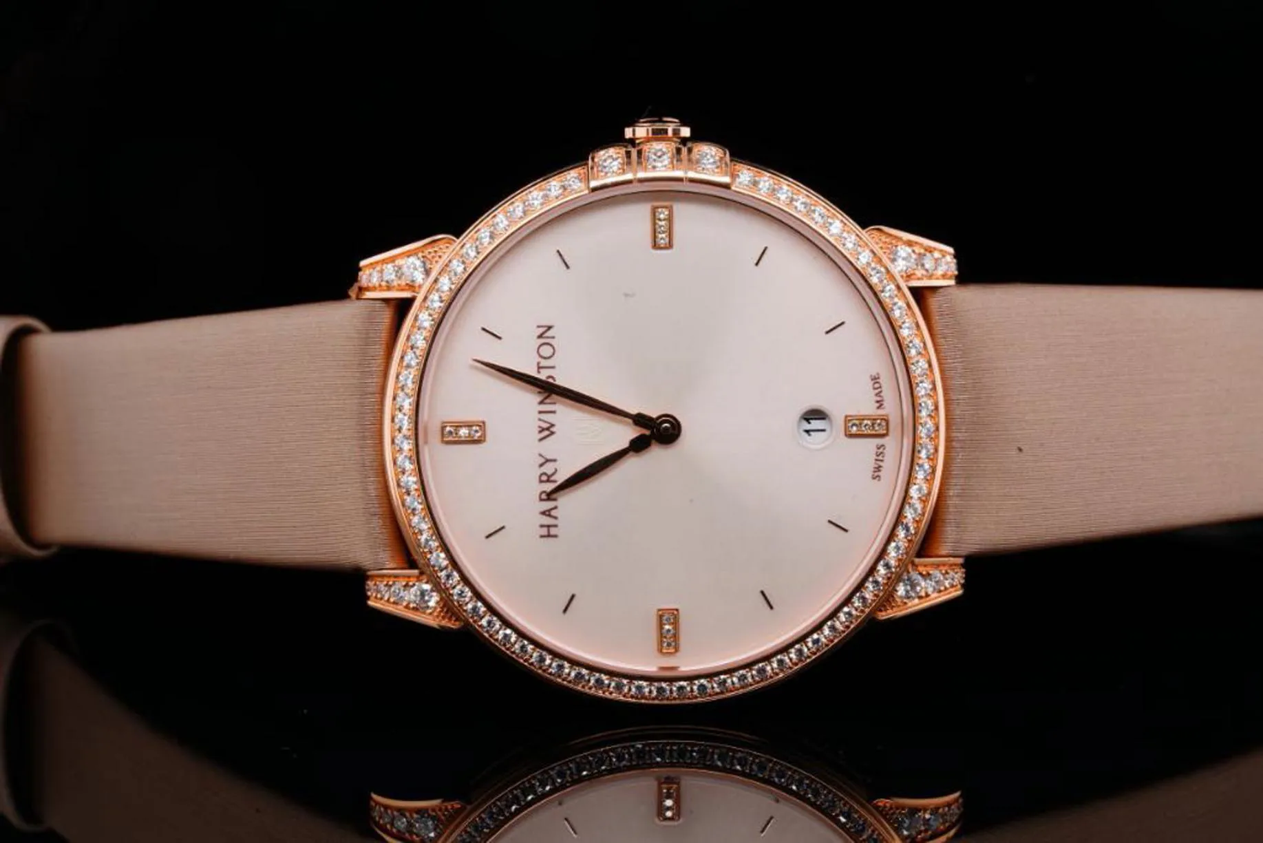 Harry Winston Midnight MIDAHD39 39mm Rose gold Champagne