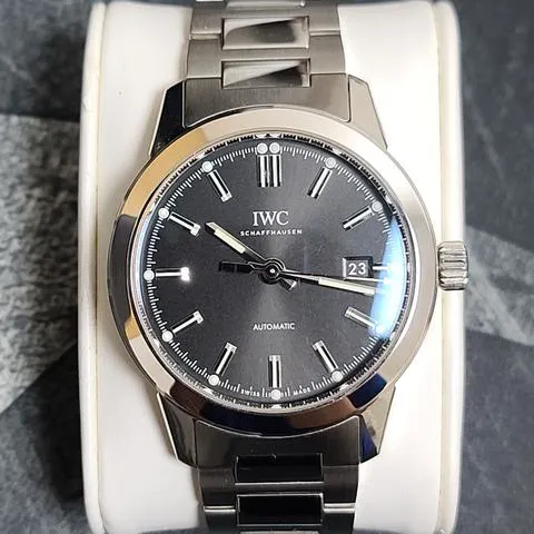 IWC Ingenieur Automatic IW357002 40mm Stainless steel Black