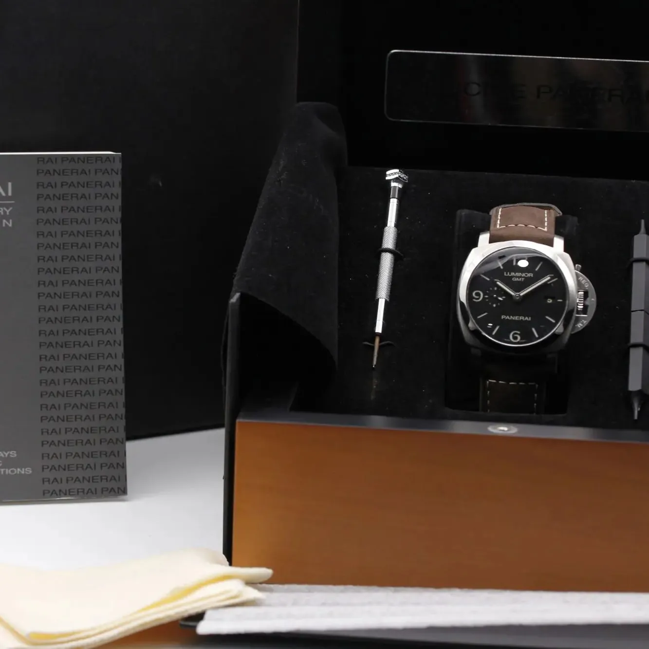 Panerai Luminor 1950 3 Days GMT Automa PAM 00329 44mm Stainless steel Black 7