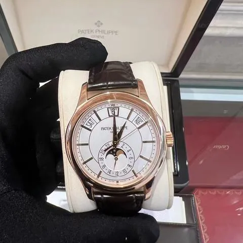 Patek Philippe Annual Calendar 5205R-001 40mm Rose gold White