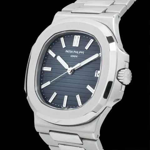 Patek Philippe Nautilus 5711/1A-001 40mm Stainless steel Blue 1