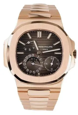 Patek Philippe Nautilus 5712/1R-001 40mm Rose gold Brown