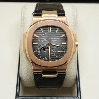 Patek Philippe Nautilus 5712R-001 Rose gold Black