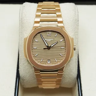 Patek Philippe Nautilus 7118/1R-010 Rose gold Brown