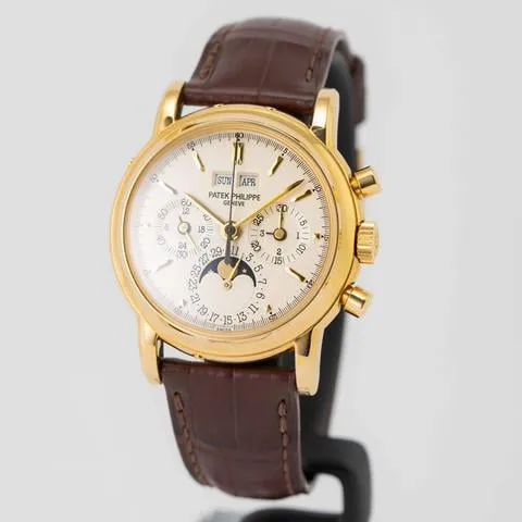 Patek Philippe Perpetual Calendar Chronograph 3970E 36mm Yellow gold Silver 4