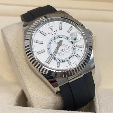 Rolex Sky-Dweller 336239 42mm White gold White 9