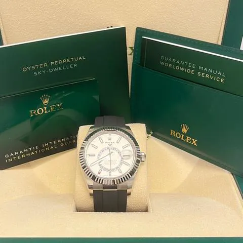 Rolex Sky-Dweller 336239 42mm White gold White 14