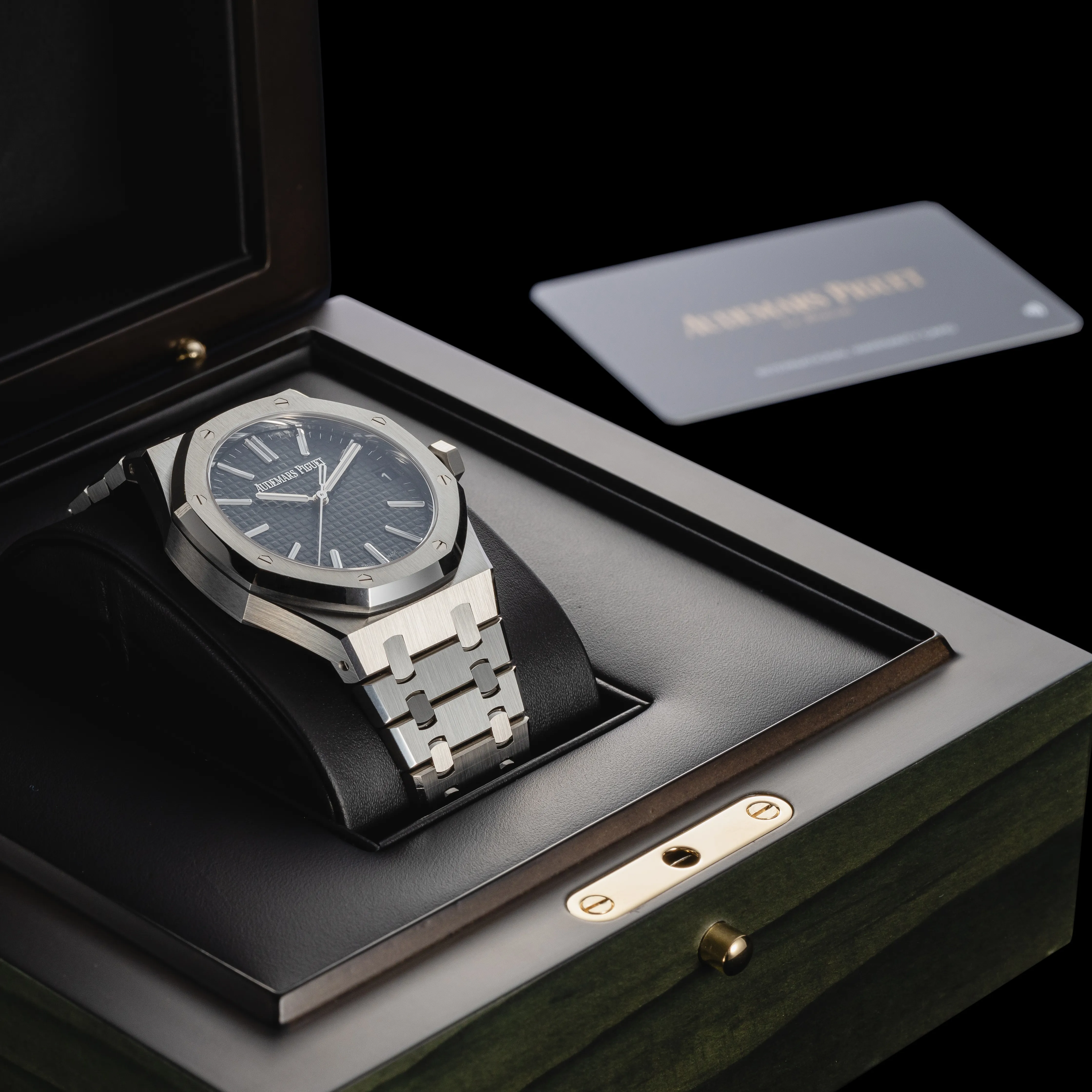 Audemars Piguet Royal Oak 15510ST.OO.1320ST.06 41mm Stainless steel Blue 4