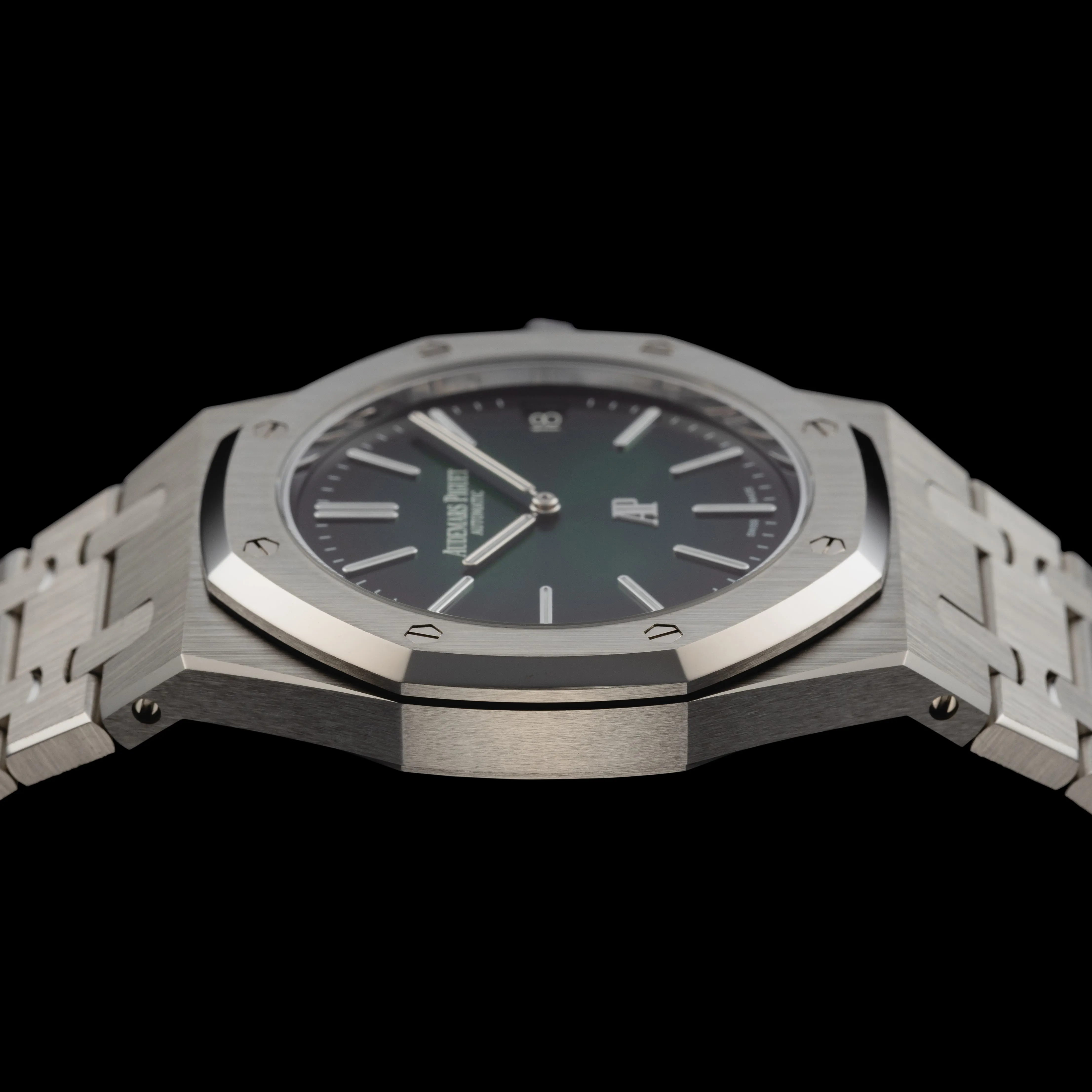 Audemars Piguet Royal Oak 15202PT.OO.1240PT.01 39mm Platinum Green 3