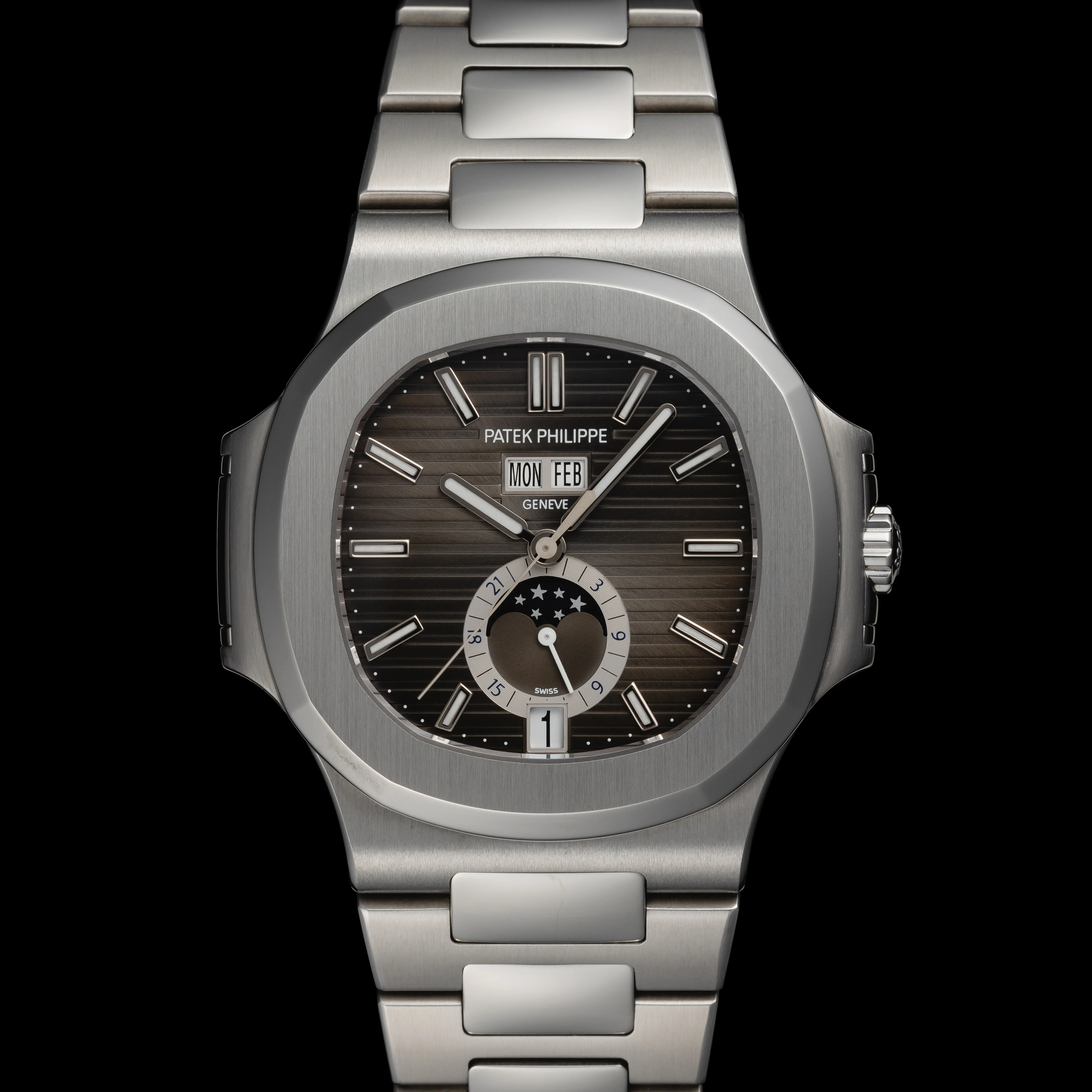 Patek Philippe Nautilus 5726/1A-001 38.5mm Stainless steel Black