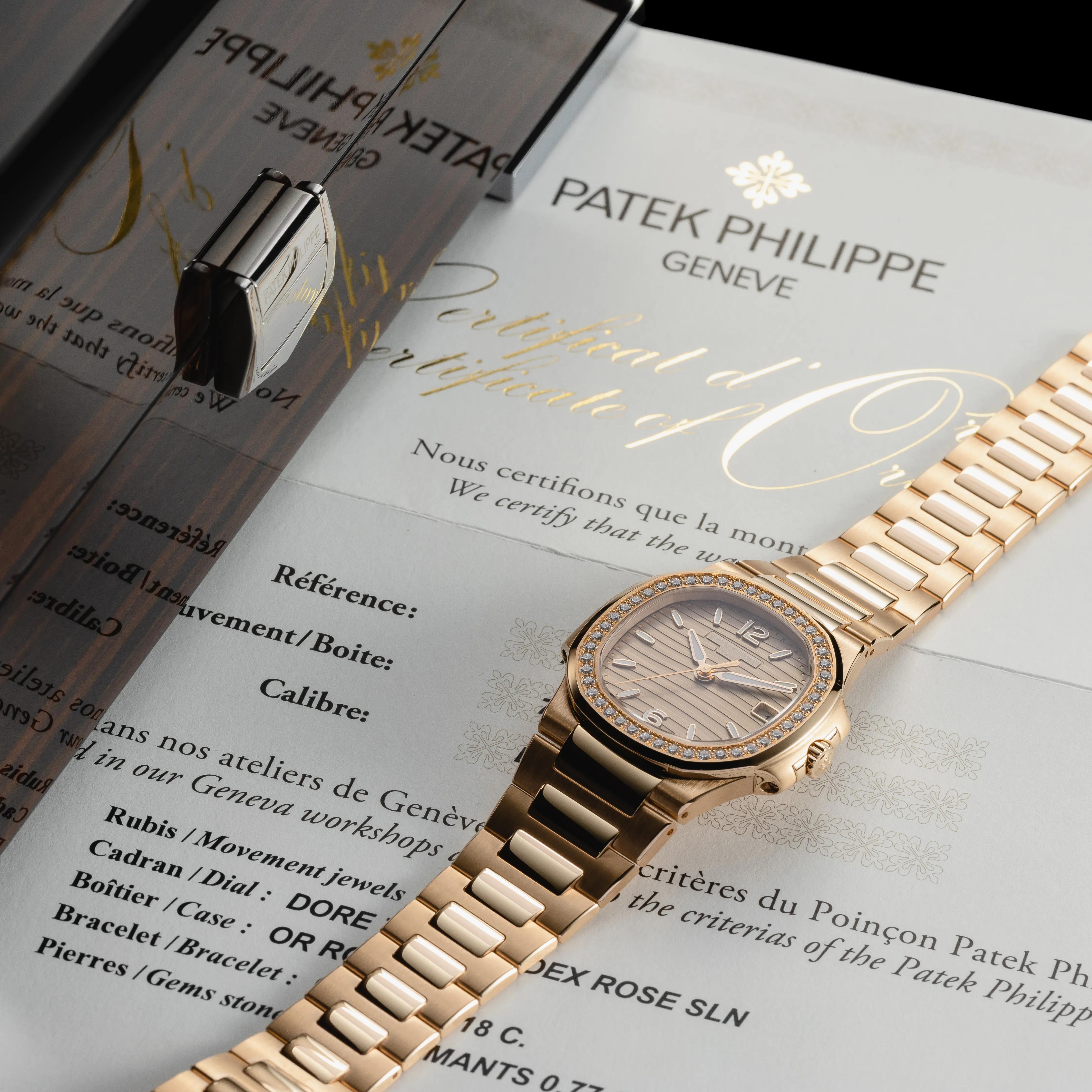 Patek Philippe Nautilus 7010/1R-012 31mm 18k rose gold Golden 1