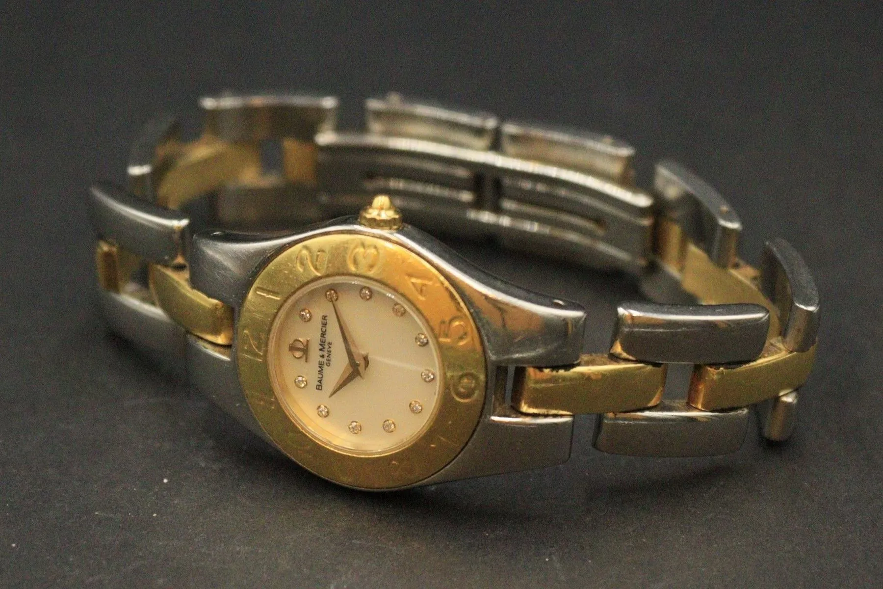 Baume & Mercier 24mm Stainless steel and Gold-plated Mother-of-pearl 1