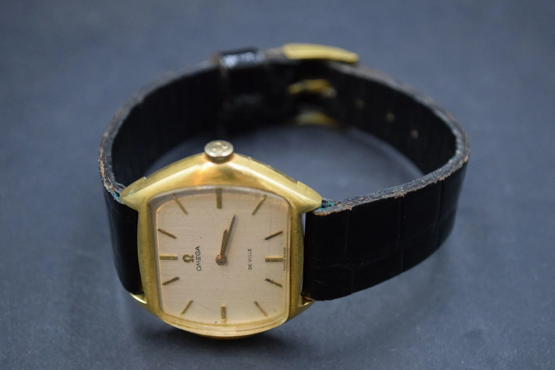 Omega De Ville 33mm Yellow gold White 1