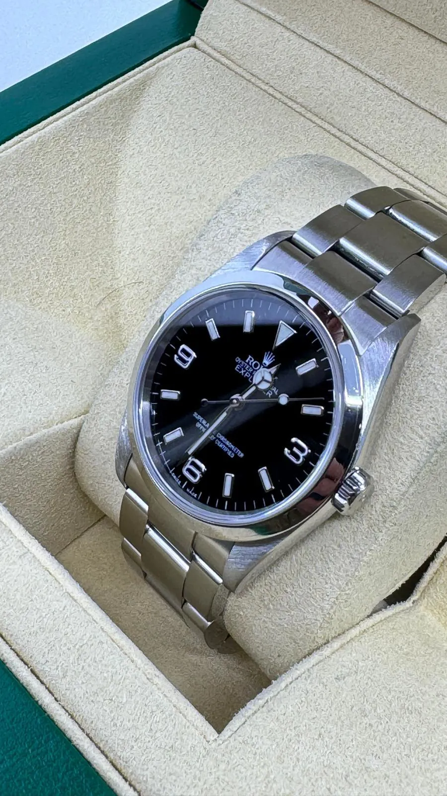 Rolex Explorer 114270 36mm Stainless steel Black 3